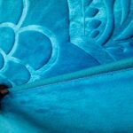 پتو تک نفره زنبق رنگ فیروزه ای طرح برجسته - تصویر 2
